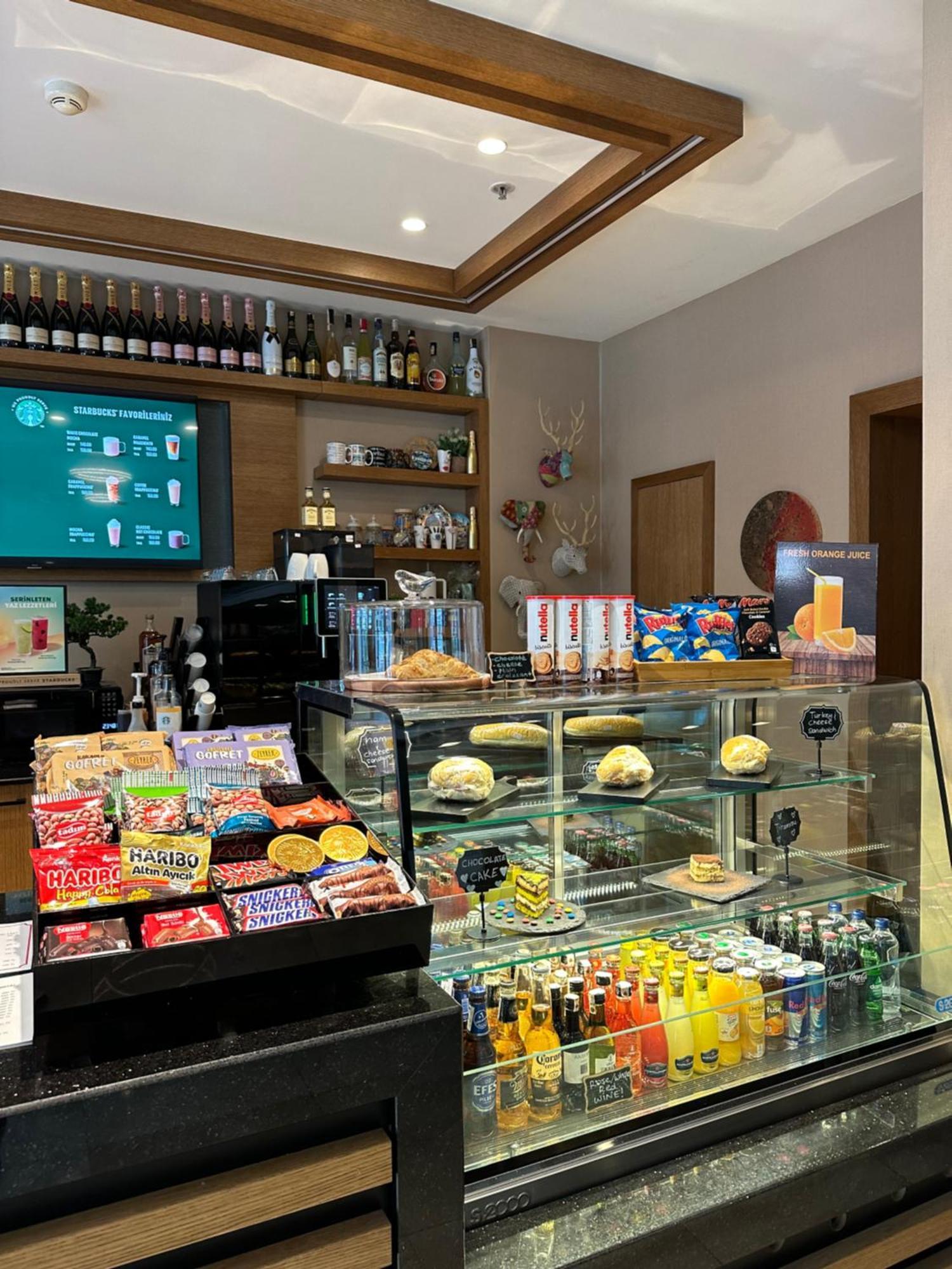 Ramada By Wyndham Taksim Отель