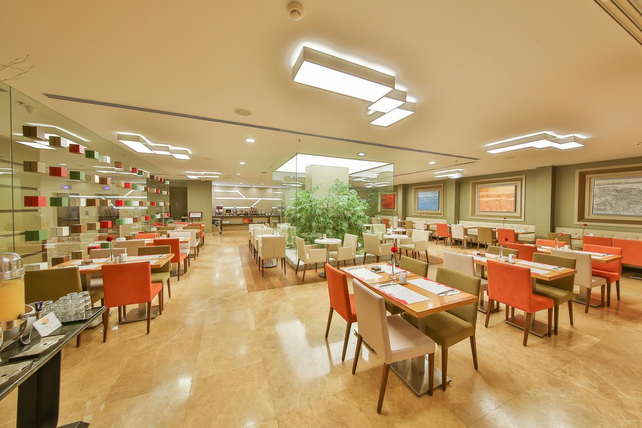 Ramada By Wyndham Taksim Отель Стамбул